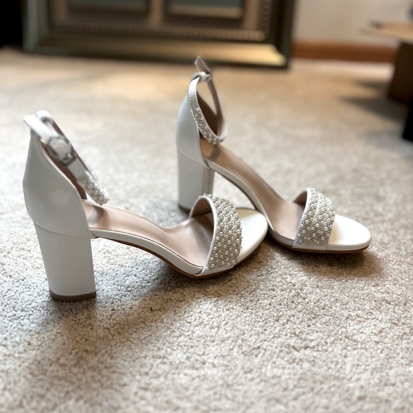 Shoes - 3” White pearl rhinestone wedding heels